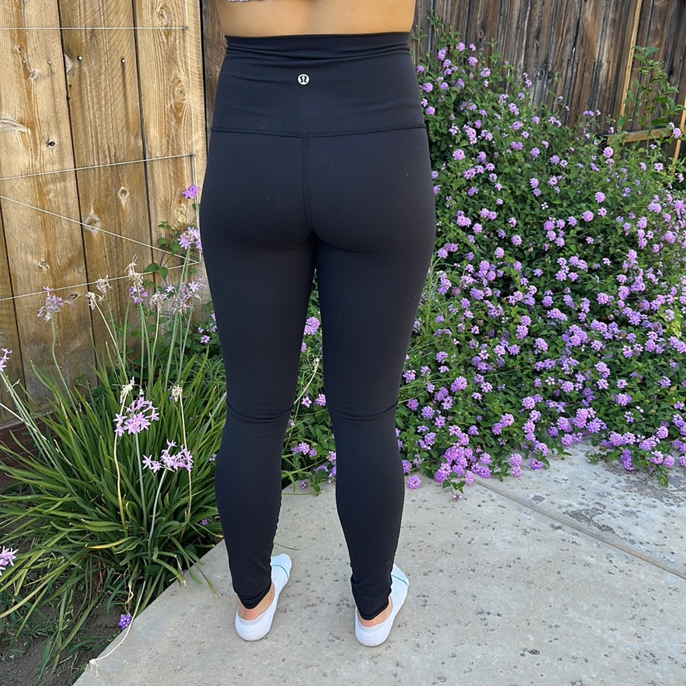 Lululemon Wunder Under Hi-Rise Tech Mesh Size 4 EUC - Picture 5 of 10